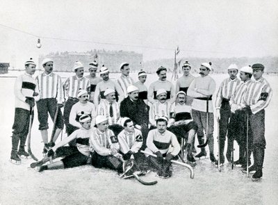 Équipe de hockey sur glace à Saint-Pétersbourg, années 1900 - Karl Karlovich Bulla